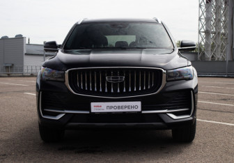 Подержанный автомобиль Geely Monjaro 2024 года (2 фото)