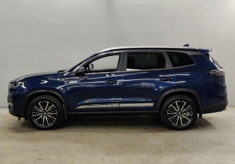 Подержанный автомобиль Chery Tiggo 8 Pro Max 2022 года (8 фото)