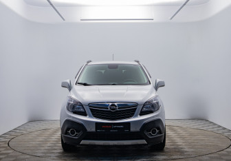 Подержанный автомобиль Opel Mokka 2013 года (2 фото)