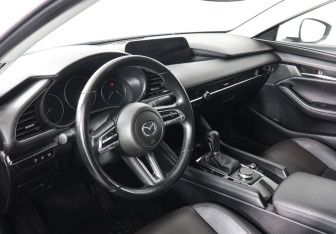 Подержанный автомобиль Mazda 3 Sedan 2024 года (9 фото)