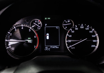 Подержанный автомобиль Lexus GX 2020 года (10 фото)