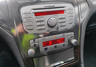 Подержанный автомобиль Ford Mondeo Wagon 2008 года (11 фото)