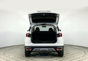 Подержанный автомобиль Changan CS35PLUS 2021 года (14 фото)