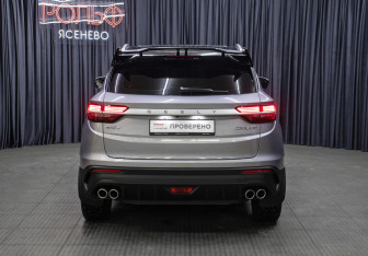 Подержанный автомобиль Geely Coolray 2023 года (6 фото)