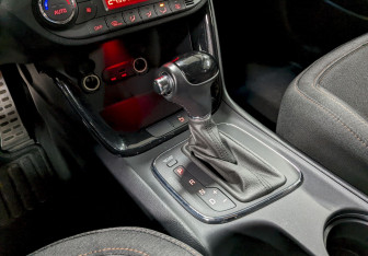 Подержанный автомобиль Kia Ceed Hatchback 2014 года (29 фото)