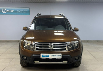 Подержанный автомобиль Renault Duster 2013 года (2 фото)