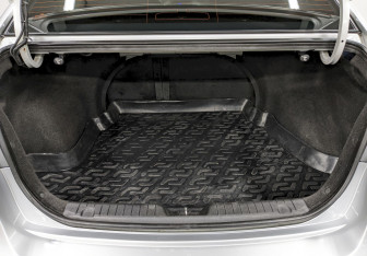 Подержанный автомобиль Hyundai Elantra Sedan 2007 года (10 фото)