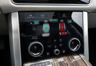 Подержанный автомобиль Land Rover Range Rover 2018 года (25 фото)
