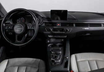 Подержанный автомобиль Audi A5 Coupe 2016 года (12 фото)