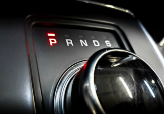 Подержанный автомобиль Land Rover Discovery Sport 2017 года (24 фото)