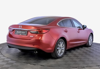 Подержанный автомобиль Mazda 6 Sedan 2018 года (5 фото)