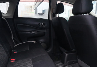 Подержанный автомобиль Nissan Note 2016 года (8 фото)