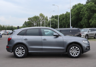 Подержанный автомобиль Audi Q5 2013 года (4 фото)