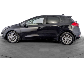 Подержанный автомобиль Kia Ceed Hatchback 2018 года (7 фото)