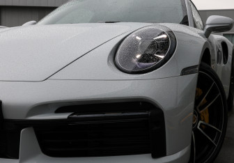 Подержанный автомобиль Porsche 911 Coupe 2023 года (26 фото)