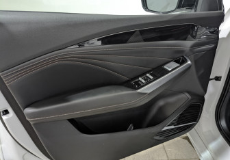 Подержанный автомобиль Geely Preface 2024 года (19 фото)