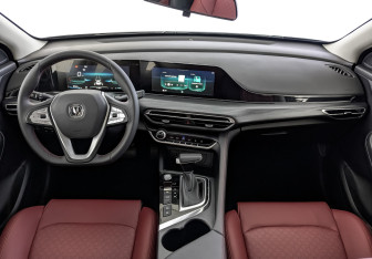 Новый Changan Eado Plus 2025 (10 фото)