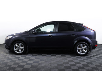 Подержанный автомобиль Ford Focus Hatchback 2008 года (8 фото)
