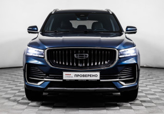 Подержанный автомобиль Geely Monjaro 2024 года (2 фото)