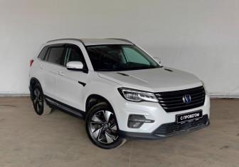 Подержанный автомобиль Changan CS75 2021 года (3 фото)