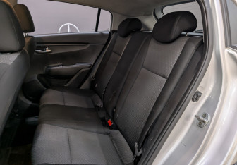 Подержанный автомобиль Kia Rio Hatchback 2021 года (17 фото)