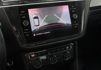 Подержанный автомобиль Volkswagen Tiguan 2018 года (13 фото)