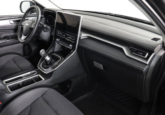 Подержанный автомобиль Haval M6 2023 года (10 фото)