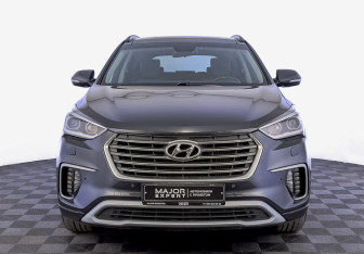 Подержанный автомобиль Hyundai Santa Fe 2017 года (2 фото)