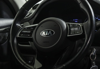 Подержанный автомобиль Kia Seltos 2021 года (11 фото)