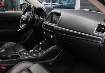 Подержанный автомобиль Mazda CX-5 2015 года (7 фото)