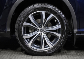 Подержанный автомобиль Lexus RX 2021 года (26 фото)