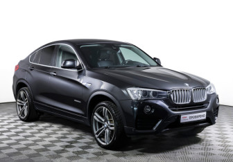 Подержанный автомобиль BMW X4 2015 года (3 фото)