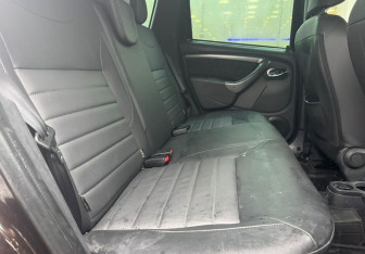 Подержанный автомобиль Renault Duster 2016 года (11 фото)