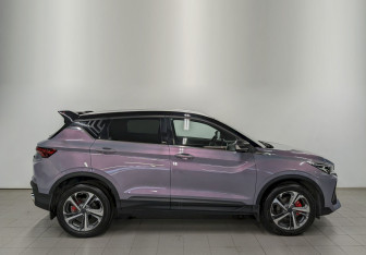 Подержанный автомобиль Geely Coolray 2024 года (4 фото)