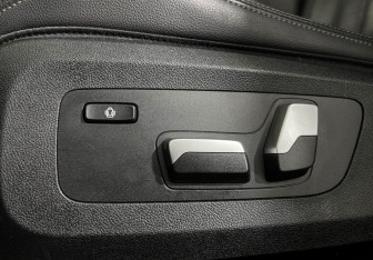 Подержанный автомобиль BMW X7 2020 года (17 фото)