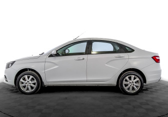 Подержанный автомобиль LADA (ВАЗ) Vesta Sedan 2019 года (8 фото)