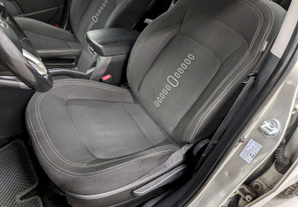 Подержанный автомобиль Kia Sportage 2012 года (14 фото)