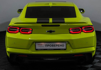 Подержанный автомобиль Chevrolet Camaro Coupe 2019 года (28 фото)