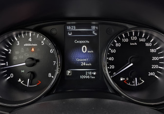 Подержанный автомобиль Nissan Qashqai 2018 года (13 фото)