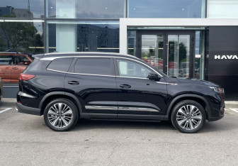 Подержанный автомобиль Chery Tiggo 8 Pro Max 2023 года (4 фото)