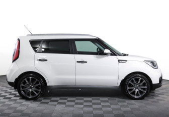 Подержанный автомобиль Kia Soul 2018 года (4 фото)