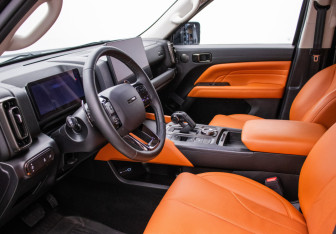 Подержанный автомобиль Haval H9 2024 года (10 фото)