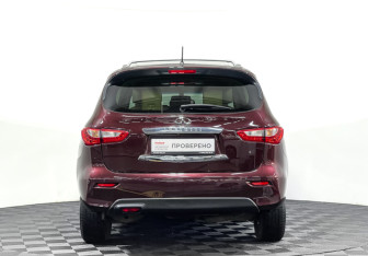 Подержанный автомобиль Infiniti JX 2013 года (6 фото)