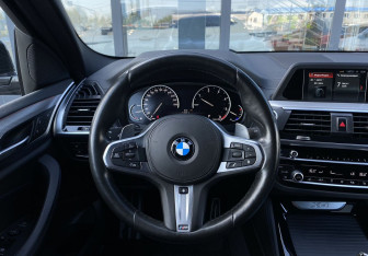 Подержанный автомобиль BMW X4 2019 года (15 фото)