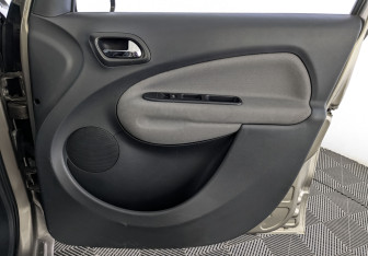 Подержанный автомобиль Citroen C3 Picasso 2012 года (24 фото)