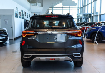 Новый Kia Seltos 2025 (5 фото)