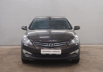 Подержанный автомобиль Hyundai Solaris Sedan 2016 года (2 фото)