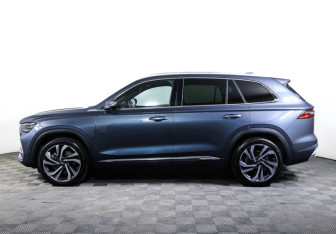 Подержанный автомобиль Geely Monjaro 2023 года (8 фото)