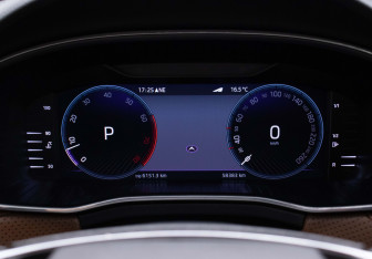 Подержанный автомобиль Skoda Kodiaq 2023 года (13 фото)