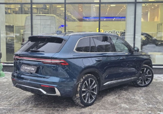 Подержанный автомобиль Geely Monjaro 2023 года (8 фото)